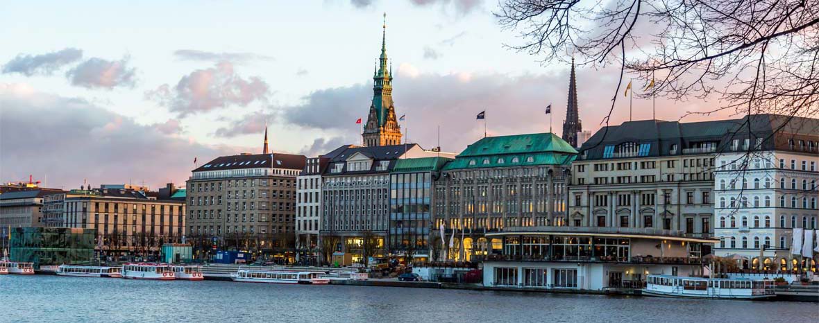 Schirm und Charme Stadtführungen in Hamburg mit Melanie Meyer